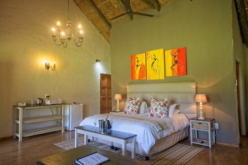 Chrislin African Lodge, Room