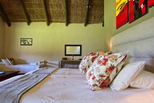 Chrislin African Lodge, Room