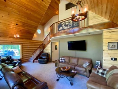 Meandering Moose Lodging, Reception