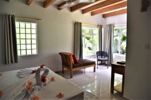 La Modestie Villa, Room