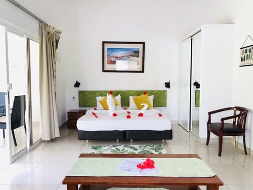 La Modestie Villa, Room