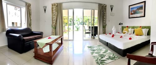 La Modestie Villa, Room