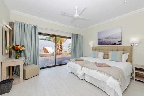 Cayley Mountain Resort, Room