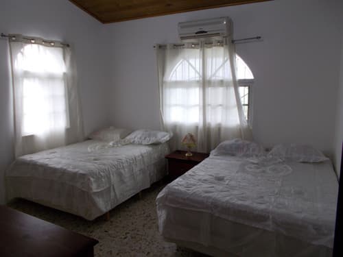 Castillo Romano, Room