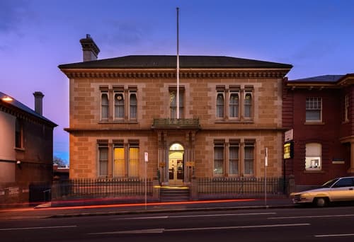 The Macquarie Hotel, Primary image