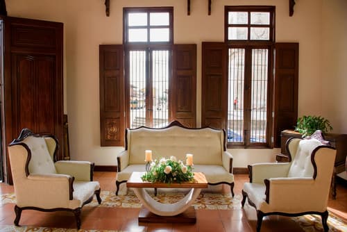 Hotel Real La Merced, Reception