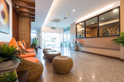 24@Home Hotel, Reception