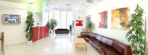 Hotel Artemis, Lobby