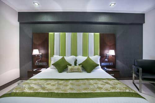 Platinum Grand, Room