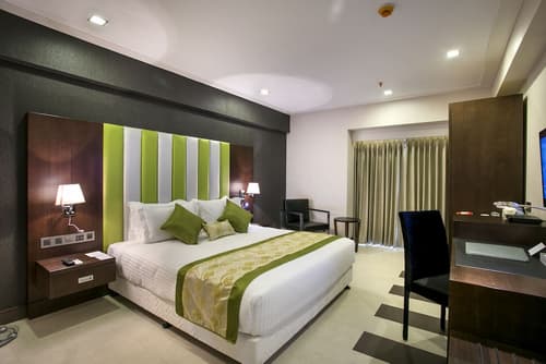 Platinum Grand, Room