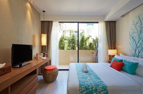 Bandara Beach Resort, Phuket, Room