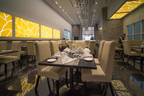 Best Western Plus Doha, Dining