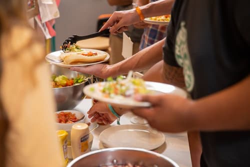 Onefam Sungate, Family dining