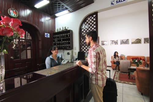 Hotel Huasi Continental, Reception