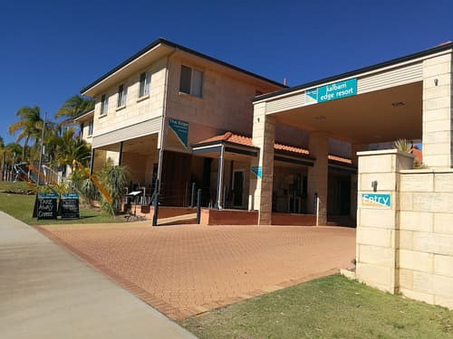 Kalbarri Edge Resort, Front of property