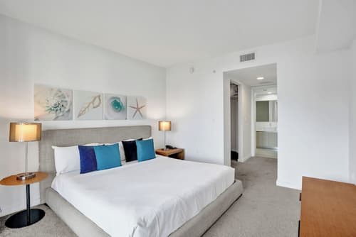 Beachwalk Resort, Room