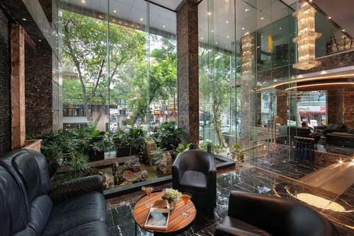 May De Ville Corner Hotel, Lobby sitting area