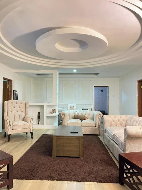 Olakira Mara Homes, Room