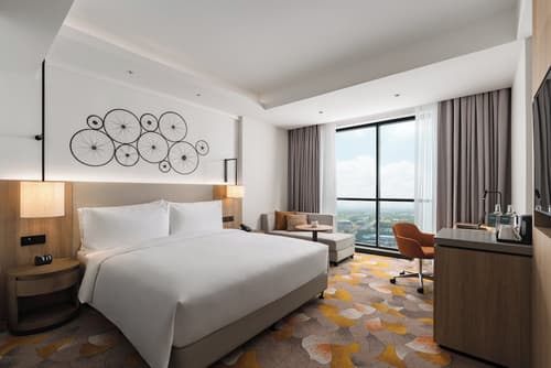 Holiday Inn & Suites Penang Prai by IHG, Room