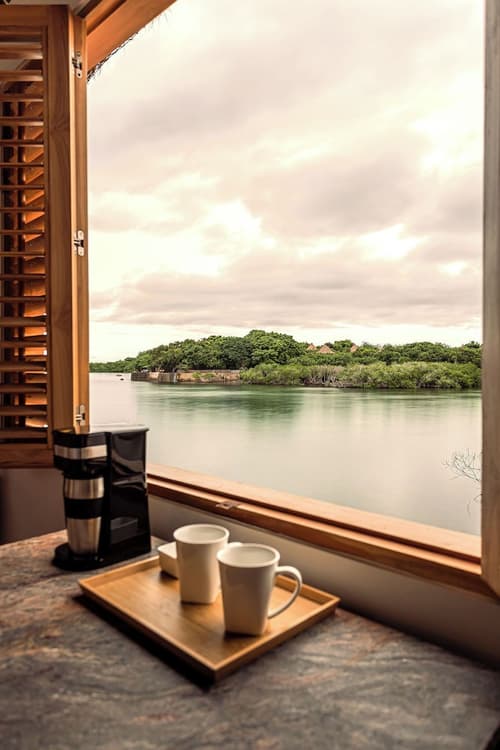 Soy Local Islawa, Room