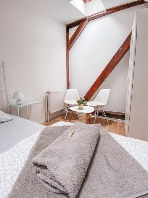 Blue Lotus Apartments, Room