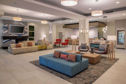 Hilton Garden Inn Tacoma Downtown, Lobby