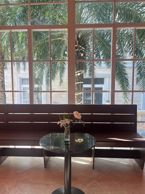 Triland Hillside, Lobby