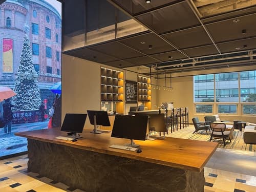 New Blanc Central Myeongdong, Reception