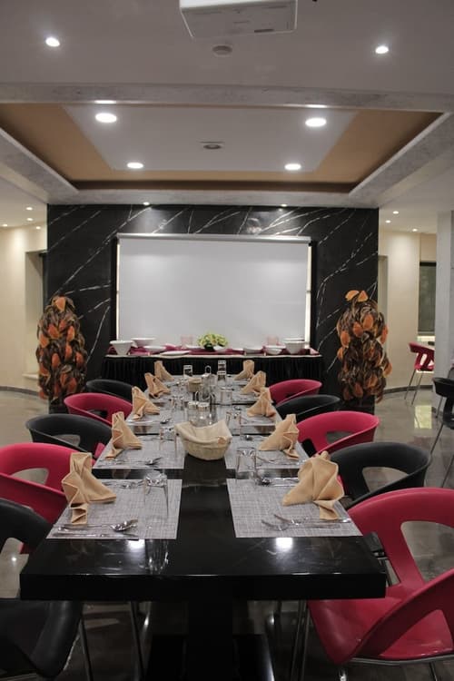 Le Parisien Tunis, Restaurant