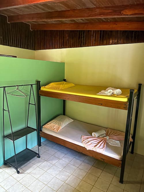 Ventanas en Corcovado, Room