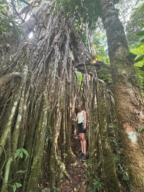 Outback Retreat Hotel Fiji, Hiking