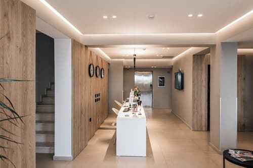 Hotel Portanova, Reception