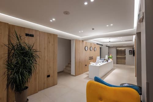 Hotel Portanova, Reception