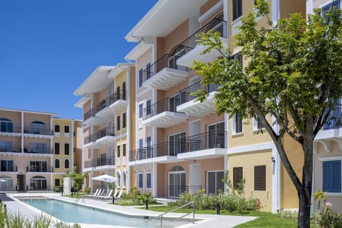 Reserva Real by Harper, Primary image