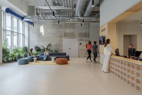 aparto Florence Manifattura, Reception