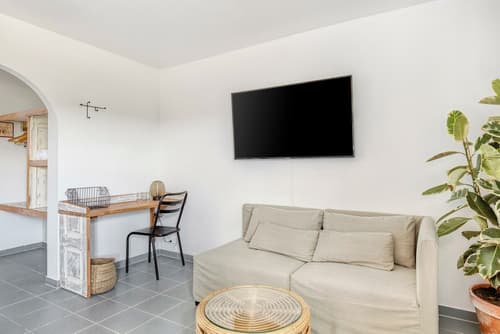 Malacuna Peniche, Reception