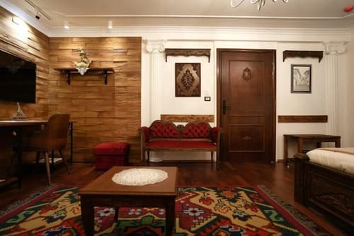 City Street Hotel, Room