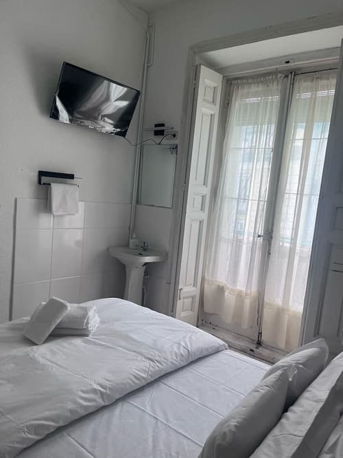 Hostal Alonso No Limit Madrid, Room