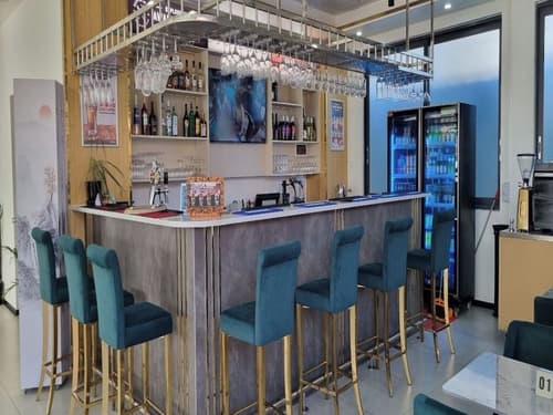 Wyndham Garden Wailoaloa Beach Fiji, Bar (on property)