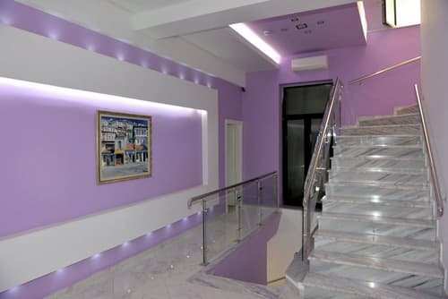 White City  Hotel & Restaurant, Reception