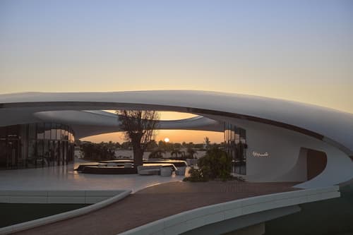 Shebara Resort, Reception