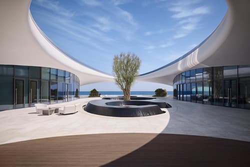 Shebara Resort, Lobby lounge