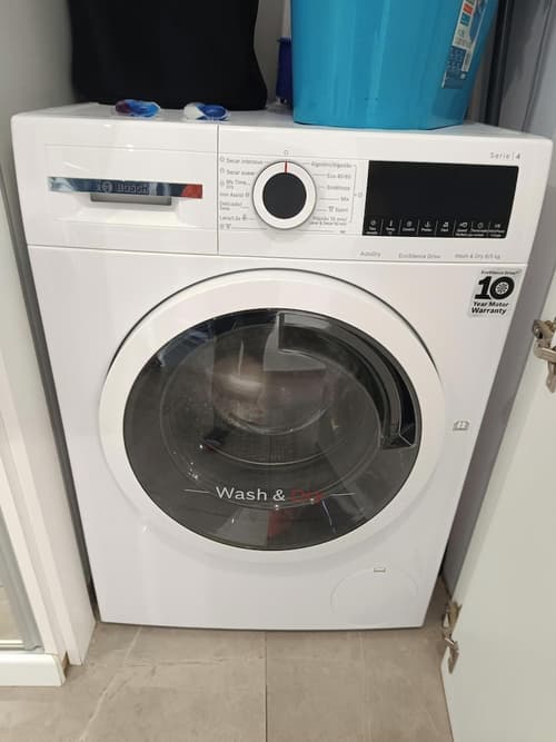 E1 18th Floor Studios, Sea & Beach Views, Room