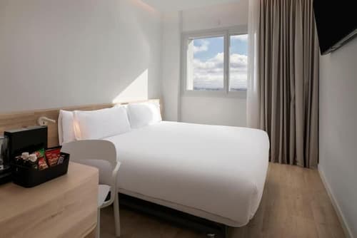 B&B HOTEL Sevilla Bormujos, Room