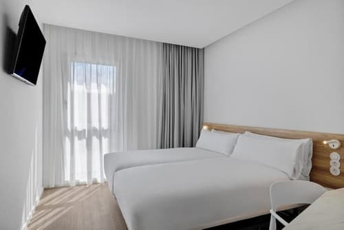 B&B HOTEL Sevilla Bormujos, Room