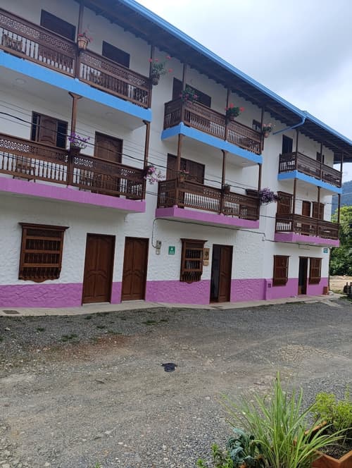 Hotel Macao, Front of property