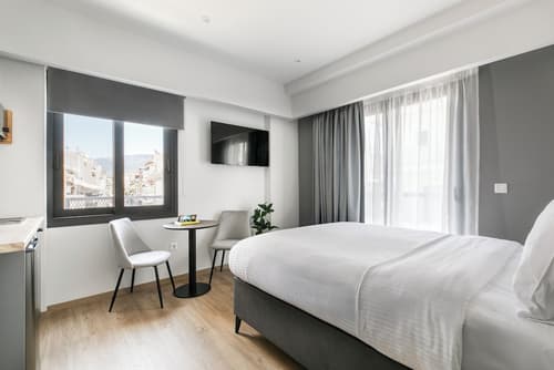 B48 Athens Dafni, Room