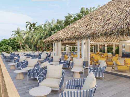 Eri Maldives, Poolside bar