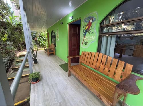 Peace of Paradise, Exterior