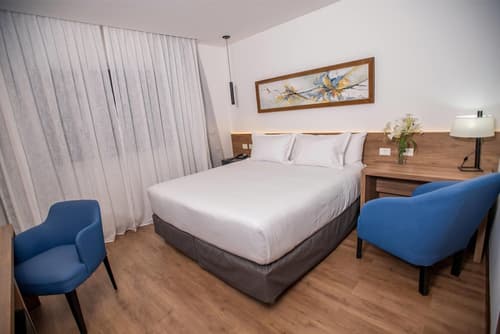 Dazzler By Wyndham Salta, Room